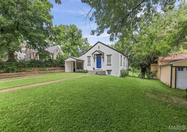 Photo 2 of Single family home for sale at 118 Hazel Ave, Belleville, IL 62223 | MLS# MIS26047863 | Listing updated on 2026-09-04