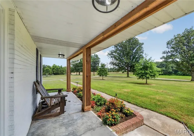 Photo 3 of Sale Pending at 33 Timber Ridge Dr, Marthasville, MO 63357 | MLS# MIS26047880 | Listing updated on 2026-08-19