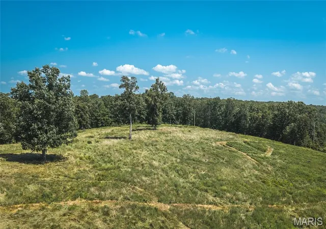1st image of 334 Winter Ln, Bourbon, MO 65441 | MLS# MIS26047882