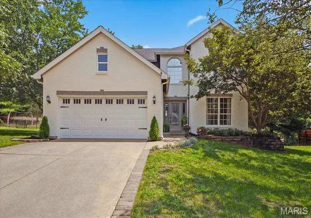 Photo 1 of Single family home for sale at 175 Beacon Point Ln, Wildwood, MO 63040 | MLS# MIS26047890 | Listing updated on 2026-09-13