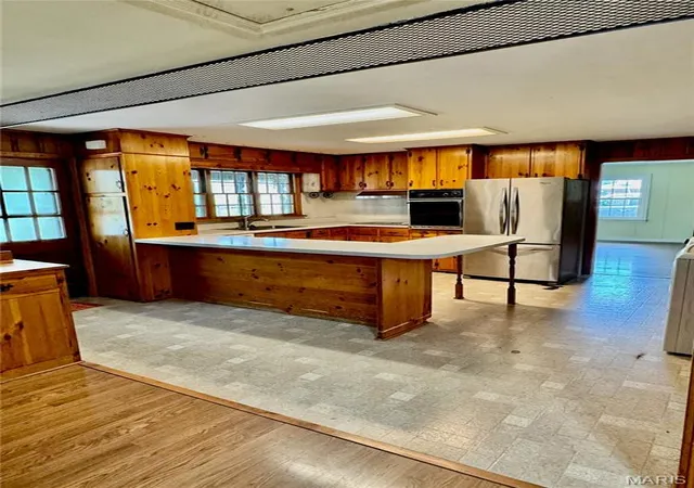 Photo 3 of Single family home for sale at 407 Killarney Dr, Greenville, IL 62246 | MLS# MIS26047891 | Listing updated on 2026-09-04