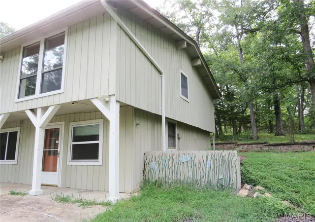 Photo 2 of Single family home for sale at 3021 Lake Northwoods Rd, Owensville, MO 65066 | MLS# MIS26047893 | Listing updated on 2026-08-14