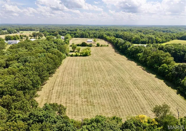 2nd image of 33 Timber Ridge, Marthasville, MO 63357 | MLS# MIS26047905
