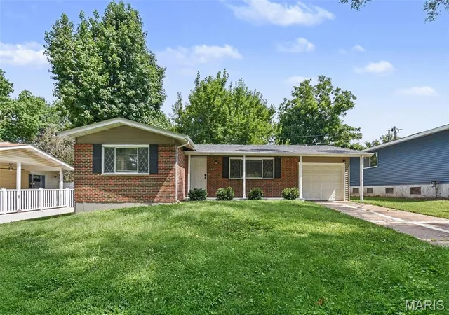 Photo 1 of Sale Pending at 8429 Jacklin Ave, Hazelwood, MO 63042 | MLS# MIS26047907 | Listing updated on 2026-08-13