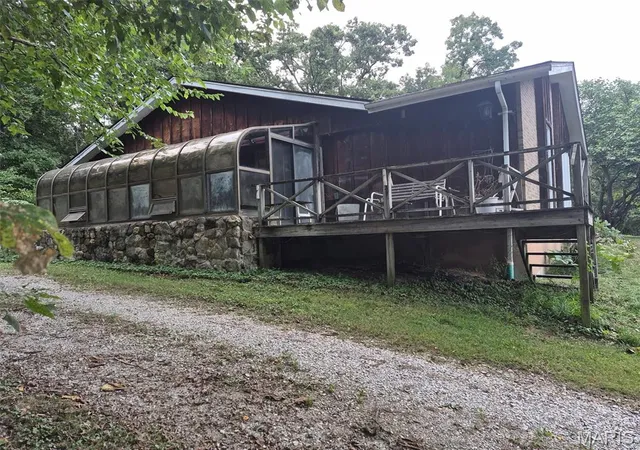 Photo 3 of Single family home for sale at 58254 Dow Trl, Hannibal, MO 63401 | MLS# MIS26047908 | Listing updated on 2026-10-02