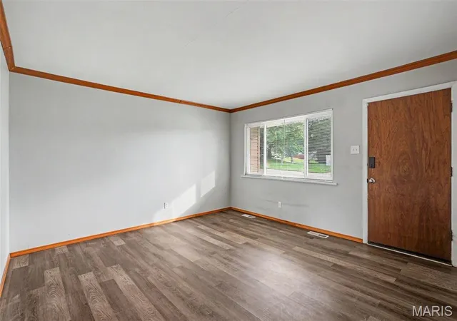Photo 3 of Single family home for sale at 2180 David Dr, Florissant, MO 63031 | MLS# MIS26047909 | Listing updated on 2026-10-15