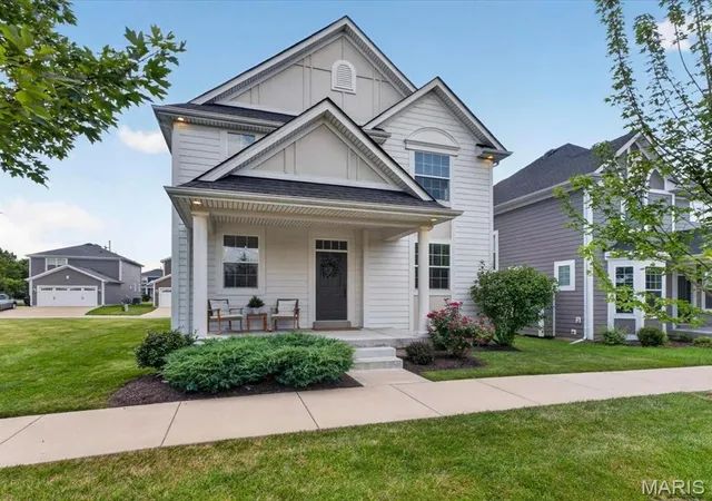 Photo 2 of Single family home for sale at 17007 Main St, Wildwood, MO 63040 | MLS# MIS26047911 | Listing updated on 2026-09-03