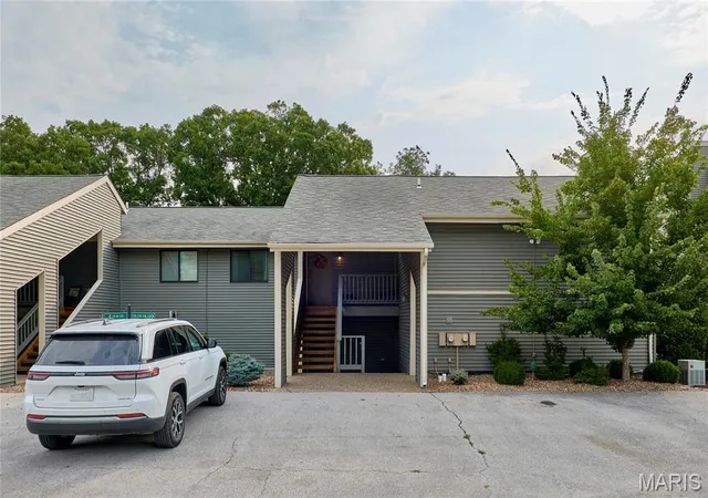 1st image of 132 Geneva Cove Dr, Wright City, MO 63390 | MLS# MIS26047918