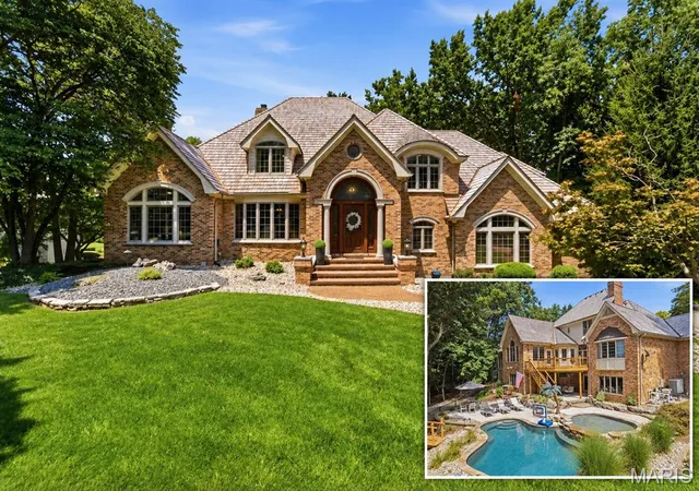 Single family home for sale at 1109 N Oxfordshire Ln, Edwardsville, IL 62025 | MLS# MIS26047931
