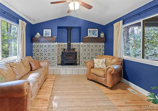 Photo 3 of Single family home for sale at 2221 Levin Crest Ln, Dupo, IL 62239 | MLS# MIS26047932 | Listing updated on 2026-08-25