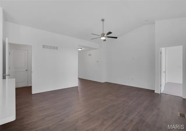 4th image of 4566 Bella Terra Dr, Arnold, MO 63010 | MLS# MIS26047945