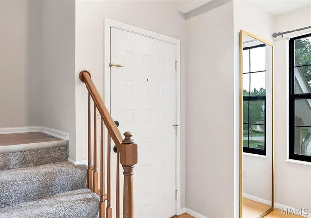 2nd image of 7021 Green Tee Ct, Saint Louis, MO 63129 | MLS# MIS26047946