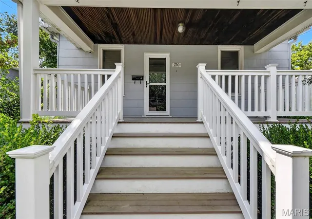 image of 720 Landscape Ave, Saint Louis, MO 63119 | MLS# MIS26047952