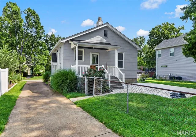image of 720 Landscape Ave, Saint Louis, MO 63119 | MLS# MIS26047952
