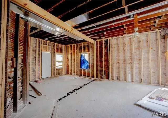 2nd image of 419 Mott St, Saint Louis, MO 63111 | MLS# MIS26047959