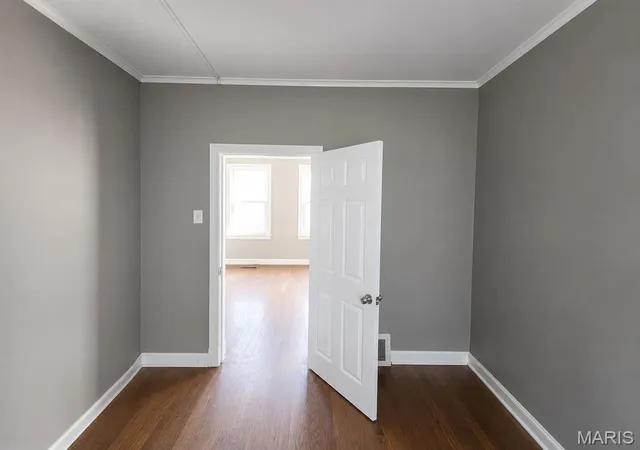 Photo 1 of Single Family Residence at 6728 Robbins Ave, St Louis, MO 63133 | MLS# MIS26047967 | | Sold on 2026-08-26