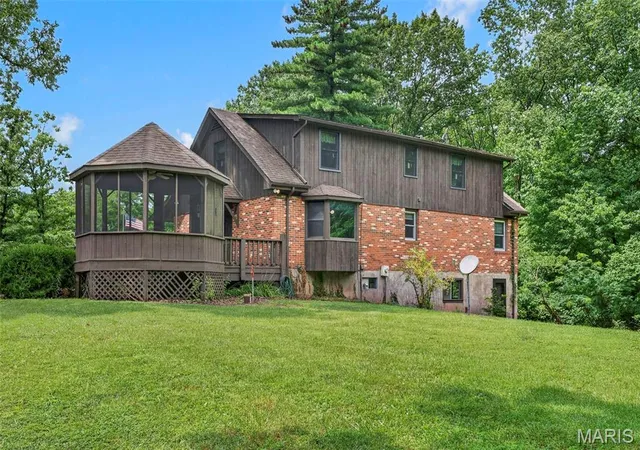 3rd image of 860 Schluersburg Rd, Augusta, MO 63332 | MLS# MIS26047985