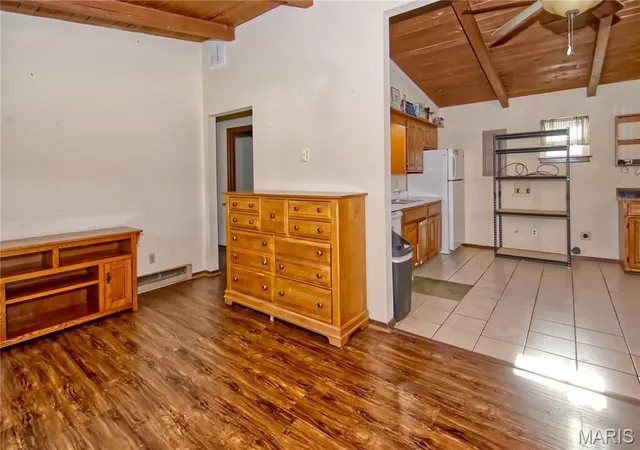 Photo 4 of Single family home for sale at 220 N Olive St, Marshfield, MO 65706 | MLS# MIS26047999 | Listing updated on 2026-08-27