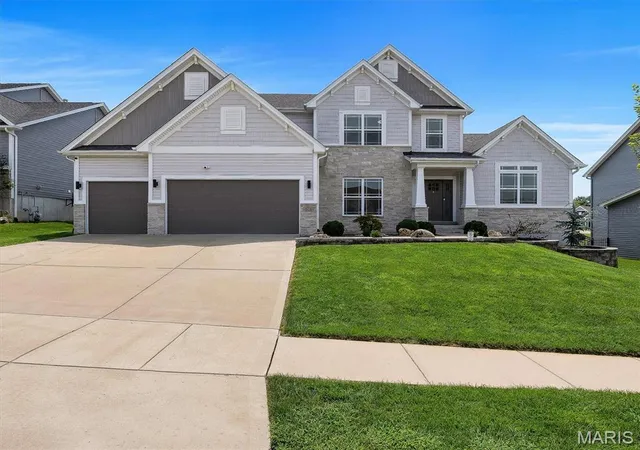 Photo 1 of Single family home for sale at 502 Leaning Woods St, Saint Charles, MO 63301 | MLS# MIS26048009 | Listing updated on 2026-10-02
