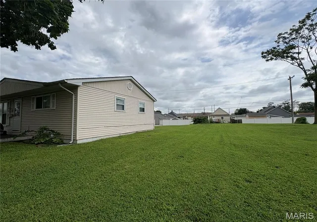 Photo 14 of Single family home for sale at 2605 Cayuga St, Granite City, IL 62040 | MLS# MIS26048017 | Listing updated on 2026-08-03