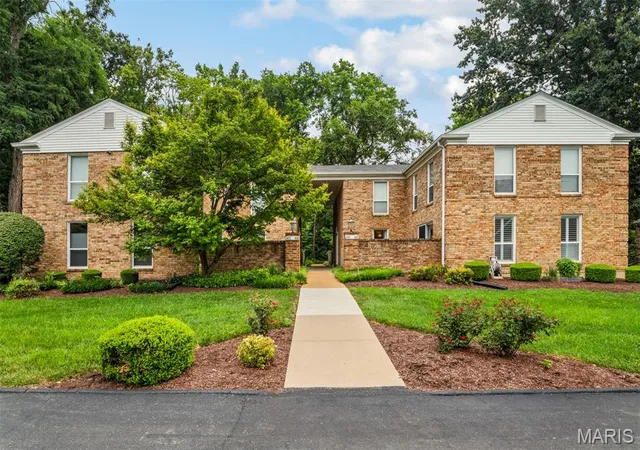 1st image of 418 Colony Woods Dr, Saint Louis, MO 63122 | MLS# MIS26048018