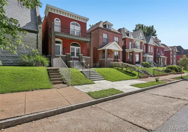 Photo 2 of Single family home for sale at 4367 Enright Ave, St Louis, MO 63108 | MLS# MIS26048040 | Listing updated on 2026-09-08