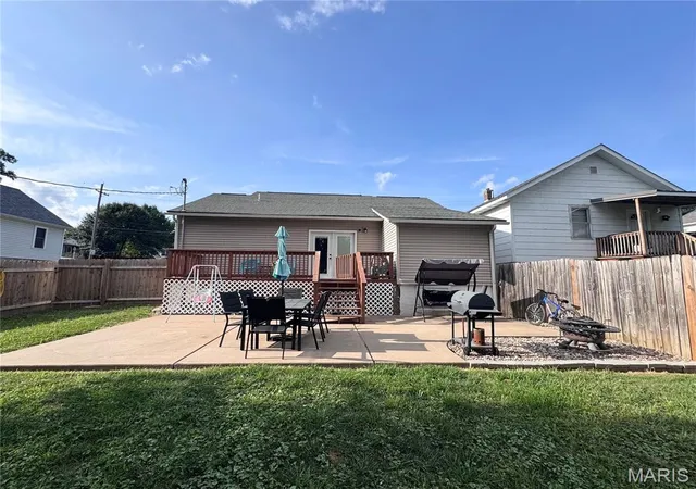 2nd image of 3015 Marsh Ave, Hannibal, MO 63401 | MLS# MIS26048041
