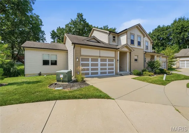 24th image of 351 Champion Way Dr, Ballwin, MO 63011 | MLS# MIS26048058