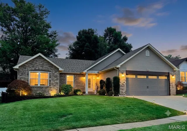 2nd image of 1513 Hawkins Corners Dr, Fenton, MO 63026 | MLS# MIS26048059