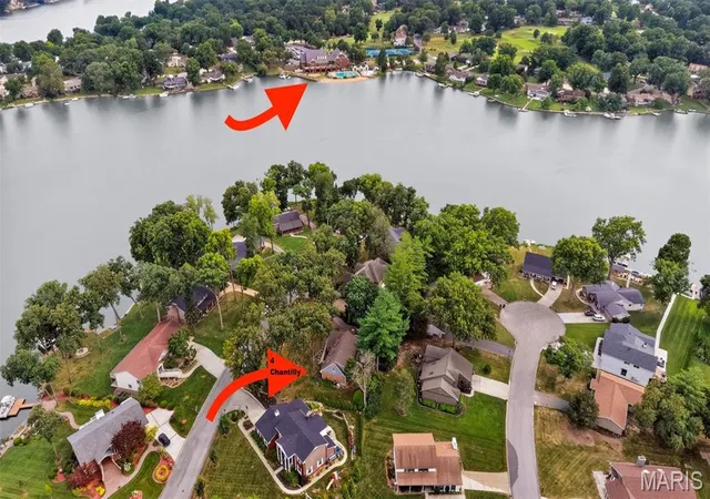 Photo 3 of Single family home for sale at 4 Chantilly Ct, Lake Saint Louis, MO 63367 | MLS# MIS26048089 | Listing updated on 2026-10-07