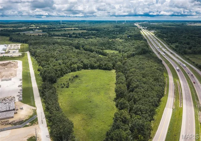 1st image of 1776 E Springfield Rd, Sullivan, MO 63080 | MLS# MIS26048092