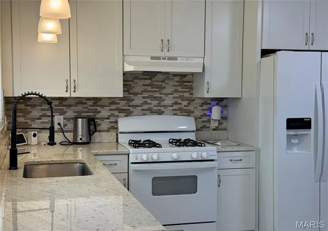 Photo 3 of Single family home for sale at 12200 Mckelvey Rd, Maryland Heights, MO 63043 | MLS# MIS26048093 | Listing updated on 2026-10-20