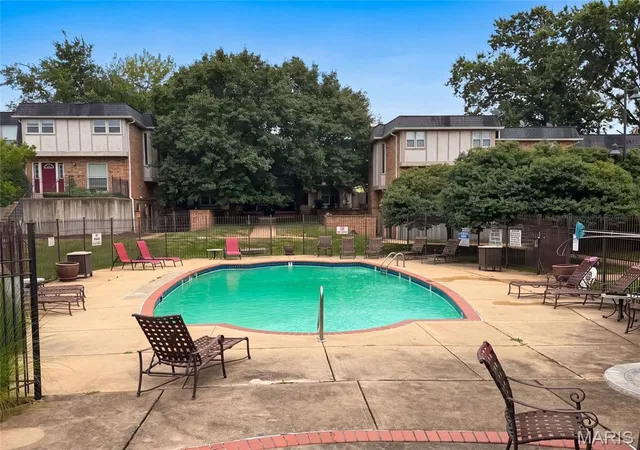 Photo 4 of Condo for sale at 1154 Rue La Chelle Walk #1154, Saint Louis, MO 63141 | MLS# MIS26048111 | Listing updated on 2026-10-29