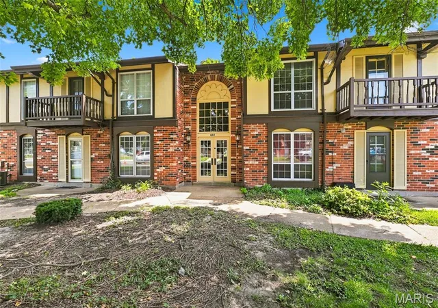 Condo for sale at 602 Rosetta Dr #C, Florissant, MO 63031 | MLS# MIS26048119