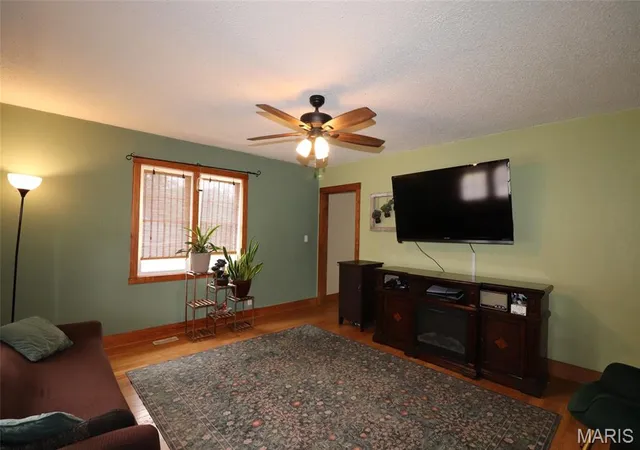 Photo 5 of Single family home for sale at 508 E 10Th St, Fulton, MO 65251 | MLS# MIS26048128 | Listing updated on 2026-08-04