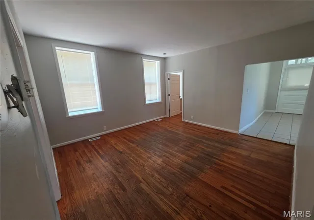 Photo 4 of Multi family home for sale at 426 Bowen St, Saint Louis, MO 63111 | MLS# MIS26048130 | Listing updated on 2026-10-05