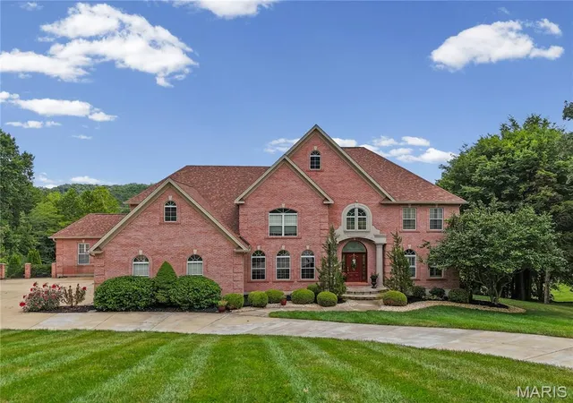 4th image of 10570 Glen Oaks Dr, Festus, MO 63028 | MLS# MIS26048135