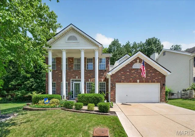 Photo 1 of Sale Pending at 560 Legends View Dr, Eureka, MO 63025 | MLS# MIS26048150 | Listing updated on 2026-09-04