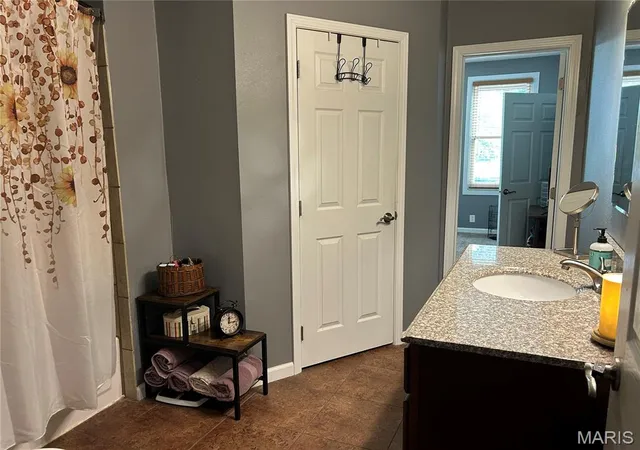 Photo 4 of Single family home for sale at 313 N John St, Mascoutah, IL 62258 | MLS# MIS26048197 | Listing updated on 2026-10-26