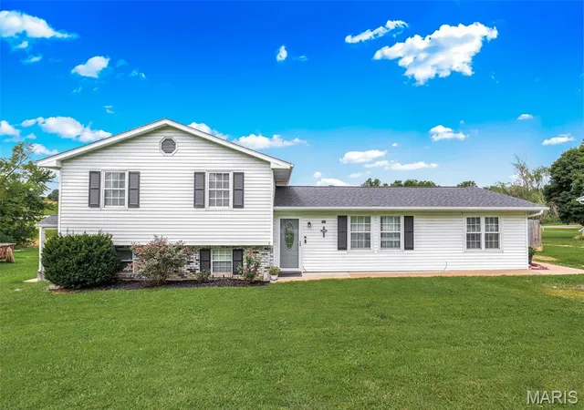 1st image of 112 Village Creek Rd, Fredericktown, MO 63645 | MLS# MIS26048243