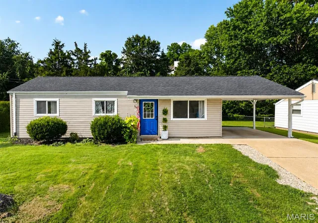 Photo 1 of Sale Pending at 310 Heyden Dr, Eureka, MO 63025 | MLS# MIS26048258 | Listing updated on 2026-08-24