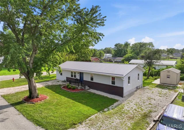 1st image of 201 Greenwich Ave, Eldon, MO 65026 | MLS# MIS26048260