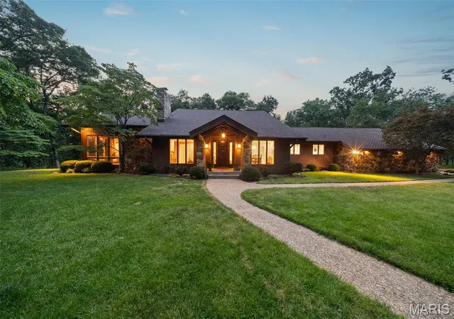 1st image of 511 E Christy Dr, Rolla, MO 65401 | MLS# MIS26048264