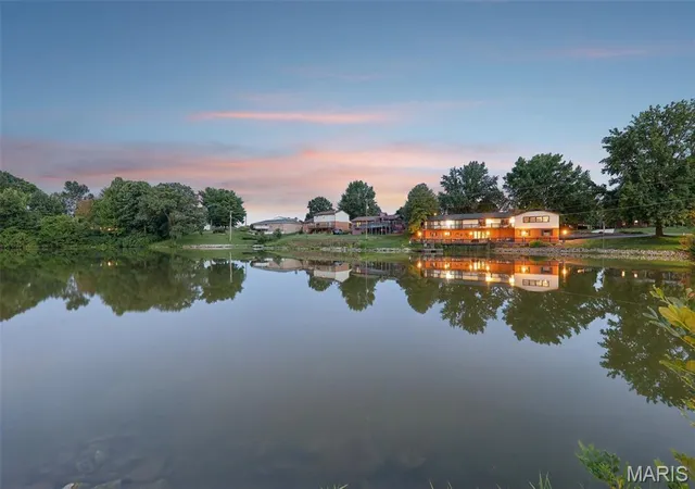 Photo 3 of Single family home for sale at 1707 Saint Andrews Dr, O Fallon, IL 62269 | MLS# MIS26048272 | Listing updated on 2026-09-20
