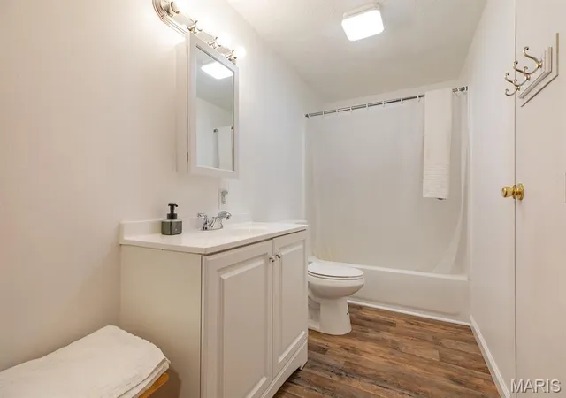 Photo 36 of Single family home for sale at 160 Harnett Ave, Wood River, IL 62095 | MLS# MIS26048273 | Listing updated on 2026-08-04