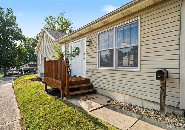 2nd image of 1200 N Taylor Ave, Crystal City, MO 63019 | MLS# MIS26048274