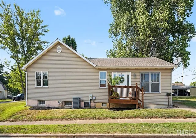 3rd image of 1200 N Taylor Ave, Crystal City, MO 63019 | MLS# MIS26048274