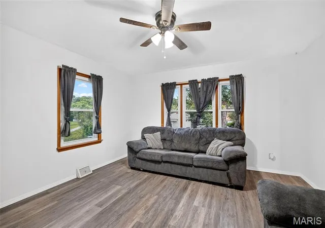 Photo 4 of Single family home for sale at 205 Locust St, Washington, MO 63090 | MLS# MIS26048277 | Listing updated on 2026-08-10