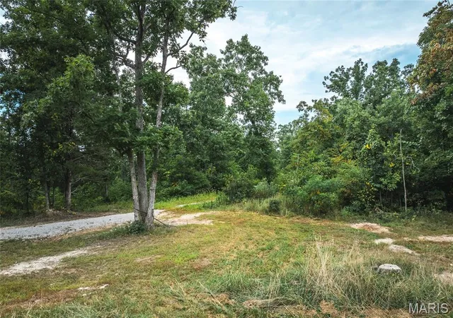 Photo 2 of Sale Pending at 11011 Rivercrest Dr, Potosi, MO 63664 | MLS# MIS26048284 | Listing updated on 2026-08-12