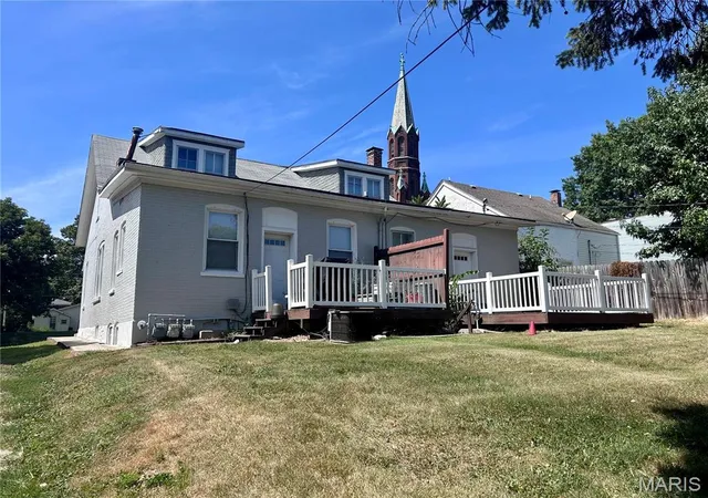 Photo 2 of Multi family home for sale at 222 S Jackson St, Belleville, IL 62220 | MLS# MIS26048294 | Listing updated on 2026-08-12